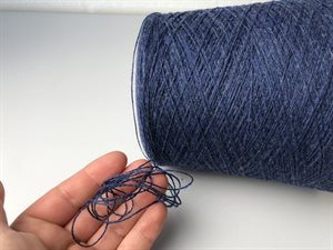 100 % wool 2 trådet - i smuk indigo melange, ca 500 gram